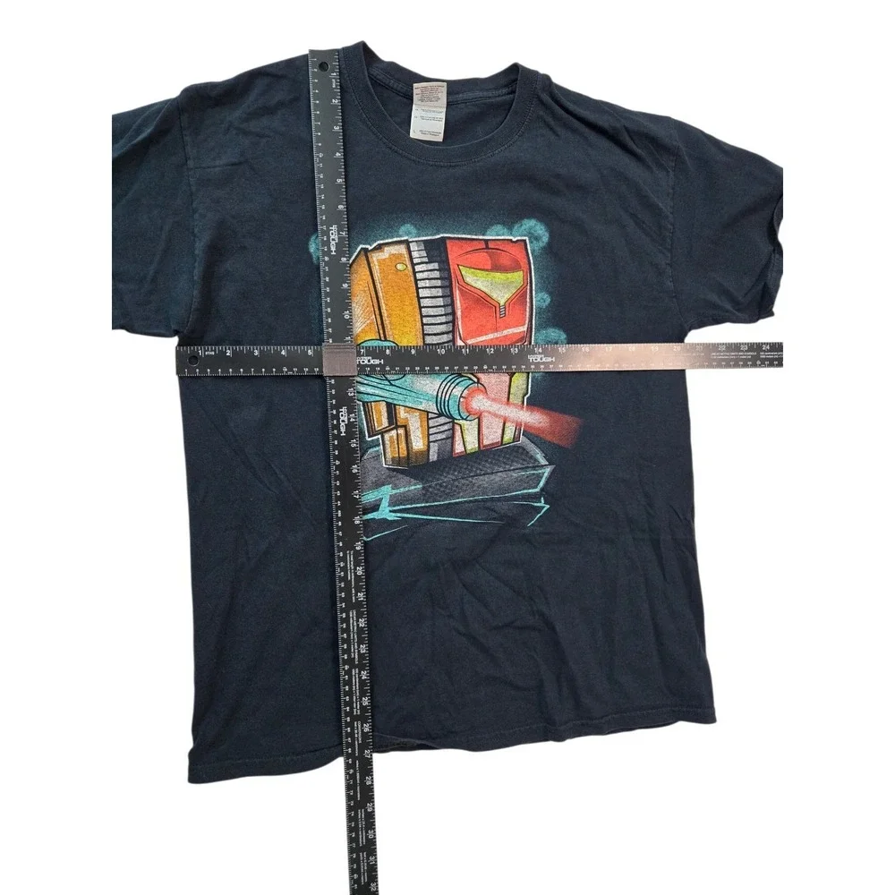 Vintage Samus Aran Metroid NES Cartridge T-Shirt - Men's Large‎